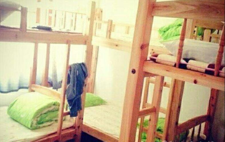 Backyard Youth Hostel Xiamen Bilik gambar